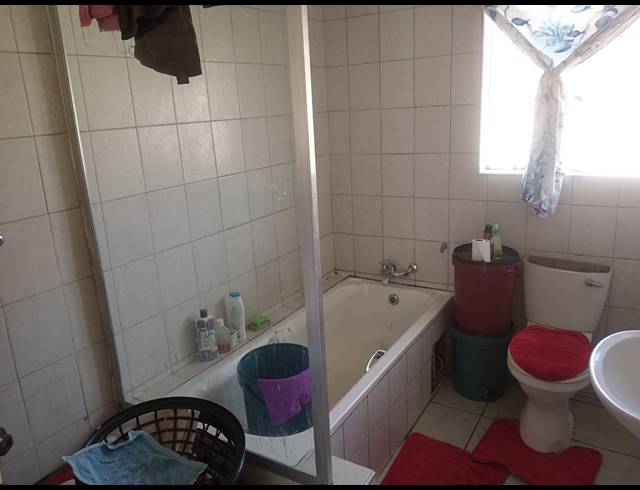 2 BEDROOM APARTMENT FOR SALE IN COMET